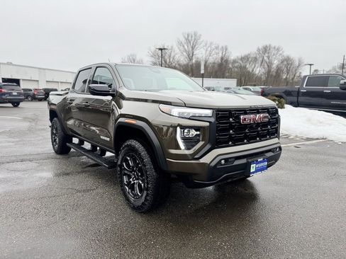 Used 2025 GMC Canyon Elevation w/ Convenience Package image 8