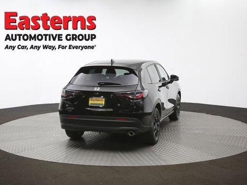 Used 2023 Honda HR-V Sport image 38