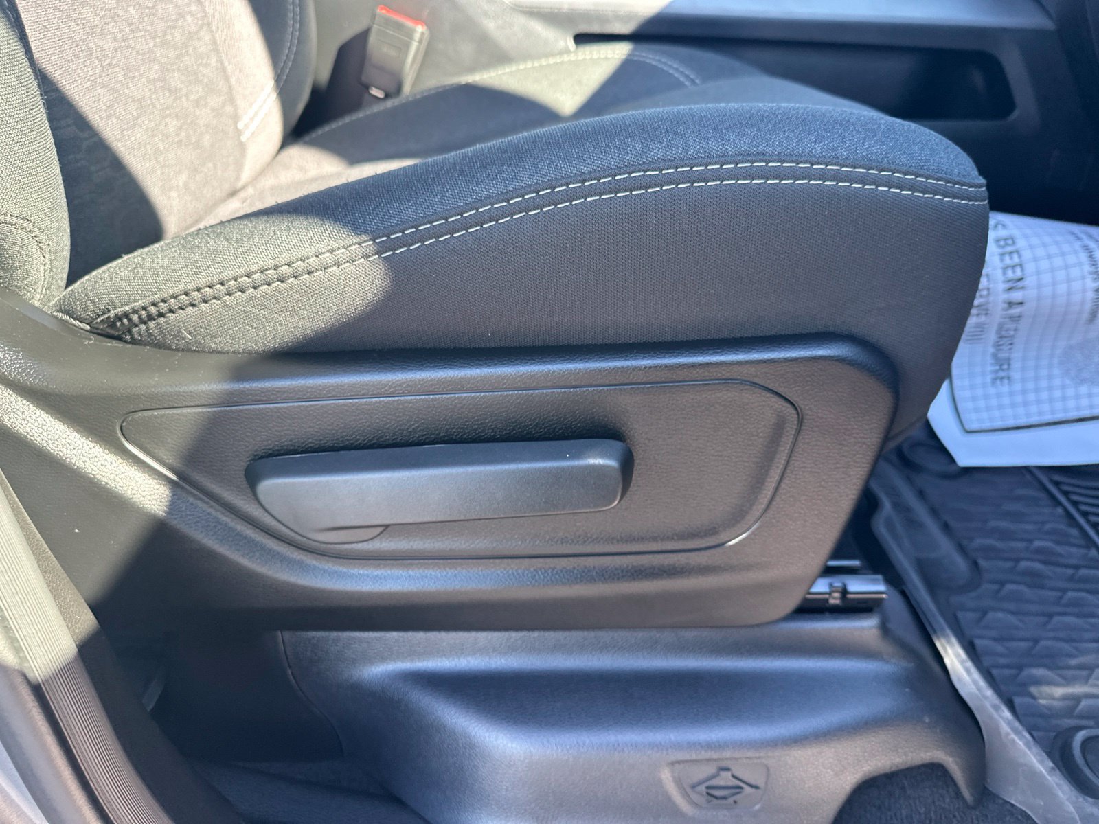 Used 2025 RAM 1500 Big Horn AWD/4WD image 34