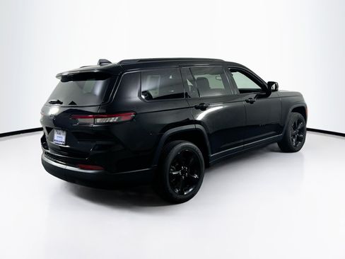 Used 2023 Jeep Grand Cherokee L Laredo AWD/4WD image 5