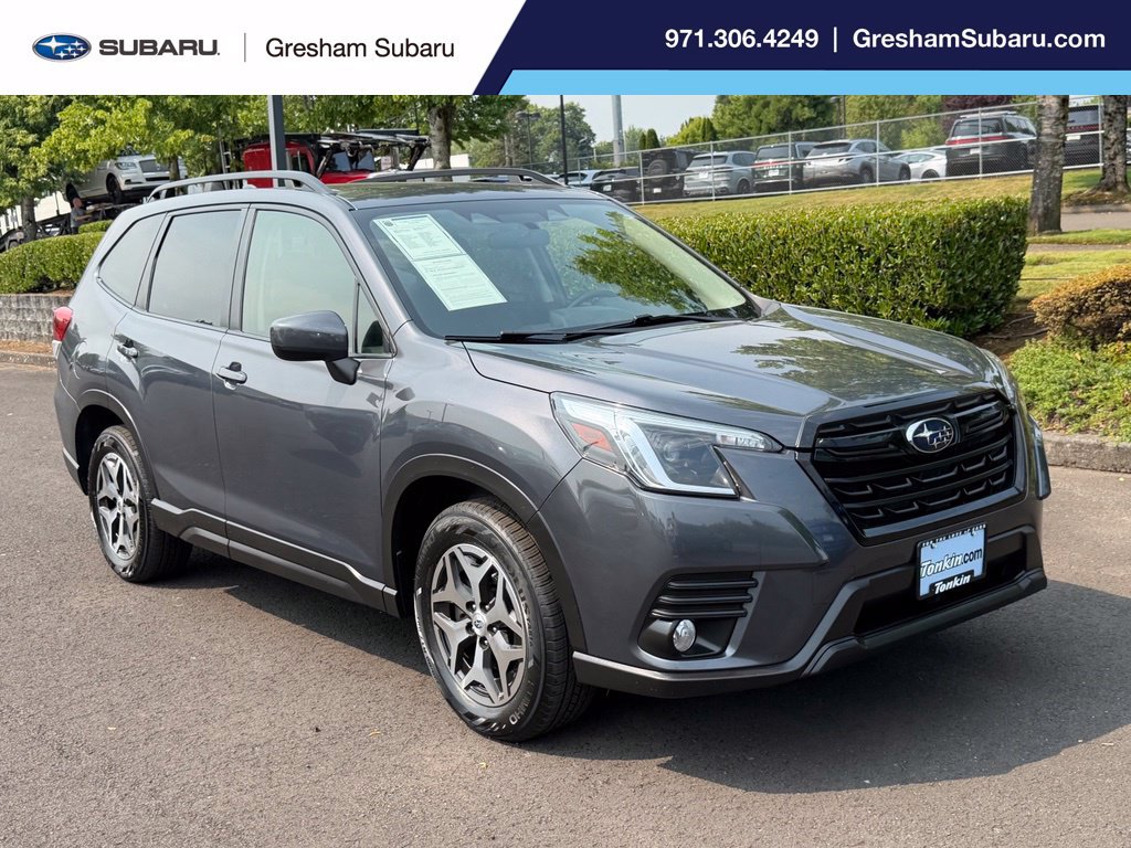 Used 2022 Subaru Forester Premium AWD/4WD image 1