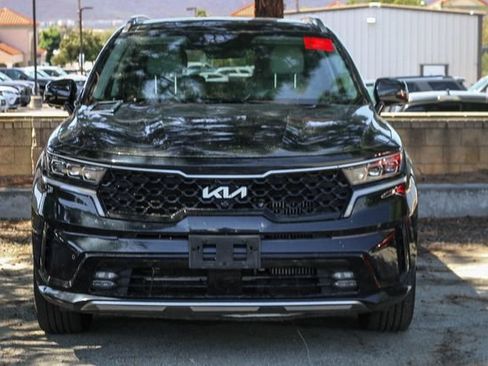 Used 2024 Kia Sorento SX Prestige AWD/4WD image 2