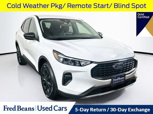 Certified 2023 Ford Escape Active AWD/4WD image 1
