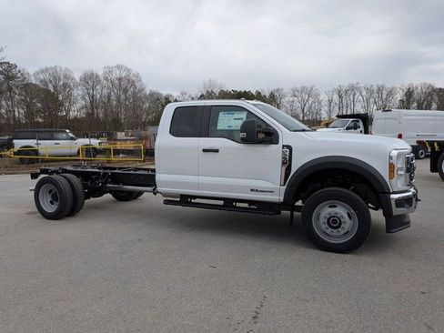 New 2026 Ford F550 4x4 Supercab Super Duty image 2