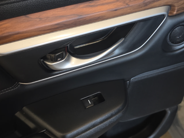 Used 2021 Honda CR-V EX-L image 25