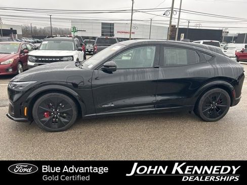 Certified 2025 Ford Mustang Mach-E GT image 2