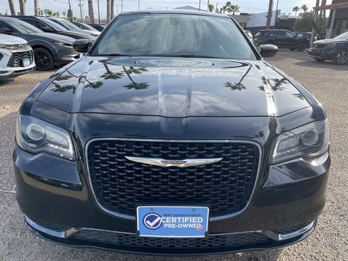Used 2020 Chrysler 300 Touring w/ Sport Appearance Package image 2
