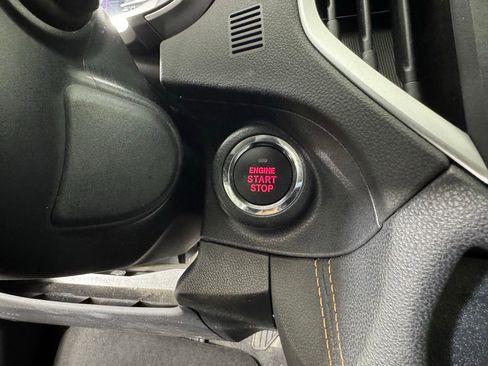 Used 2021 Subaru Crosstrek 2.0i Premium w/ Moonroof Package image 21