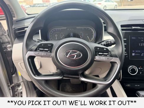Used 2022 Hyundai Tucson SEL FWD image 16
