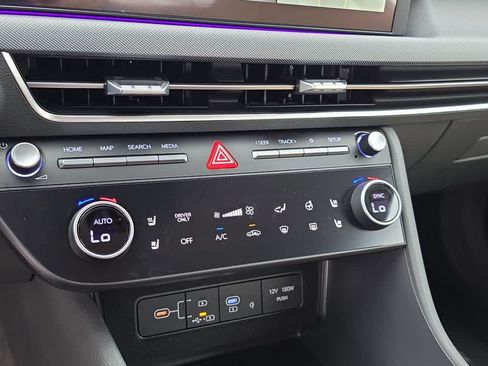New 2026 Hyundai Sonata Limited FWD image 32