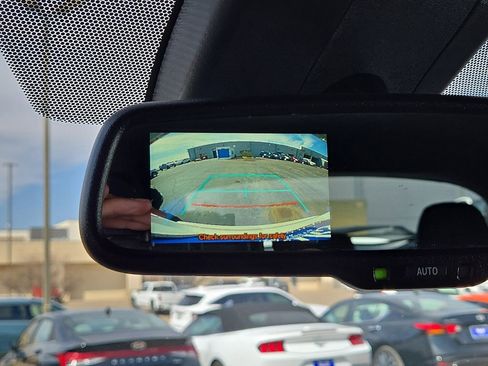 Used 2018 Toyota C-HR XLE image 29