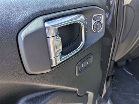 New 2025 Jeep Gladiator Sport image 11