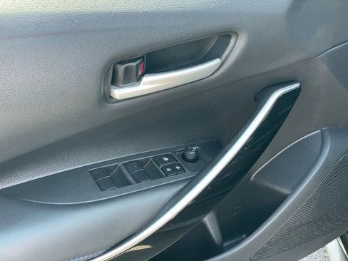 Used 2021 Toyota Corolla XSE w/ Carpet Mat Package (TMS) FWD image 12