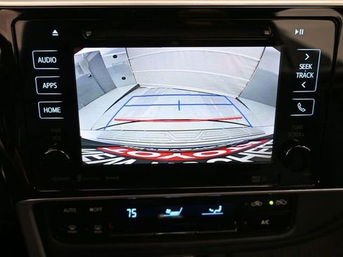 Certified 2018 Toyota Corolla XLE image 17