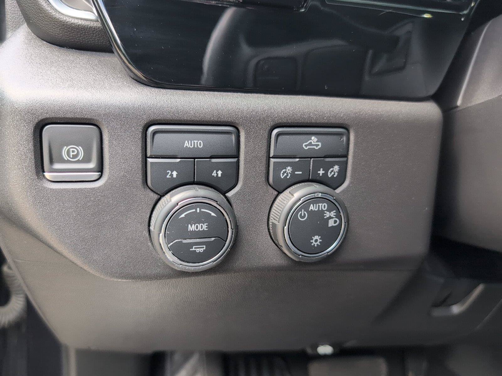 Used 2023 Chevrolet Silverado 1500 LT AWD/4WD image 31