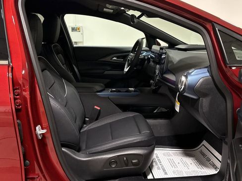 New 2026 Chevrolet Equinox EV LT w/ Convenience Package II image 22