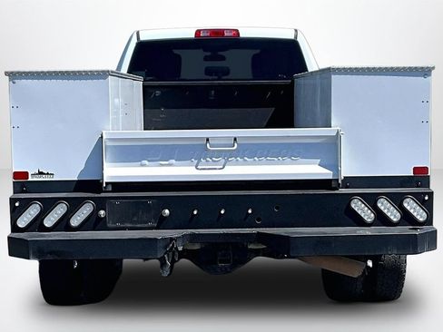 Used 2024 RAM 3500 Tradesman w/ Chrome Appearance Group AWD/4WD image 7