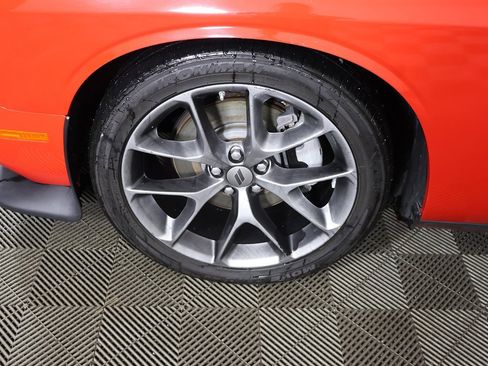 Used 2022 Dodge Challenger GT image 13