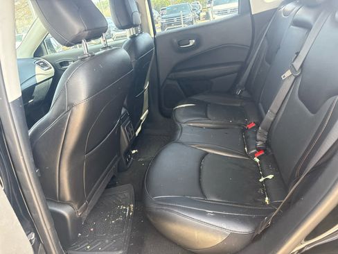 Used 2021 Jeep Compass Limited image 19