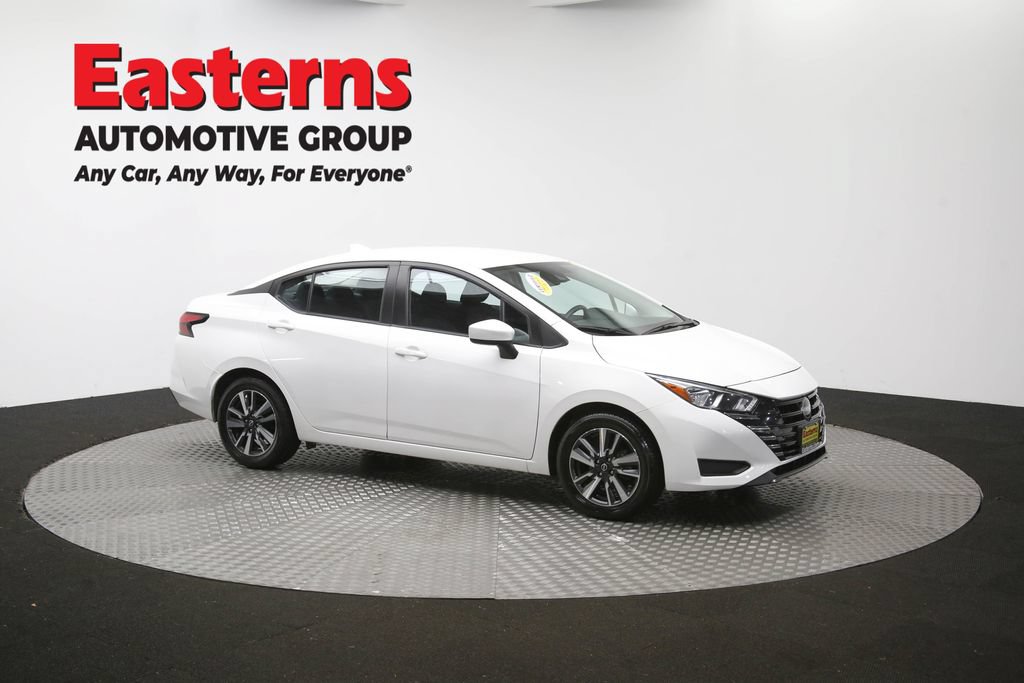 Used 2024 Nissan Versa SV FWD image 47