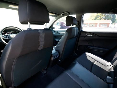 Used 2020 Honda Civic Sport image 31