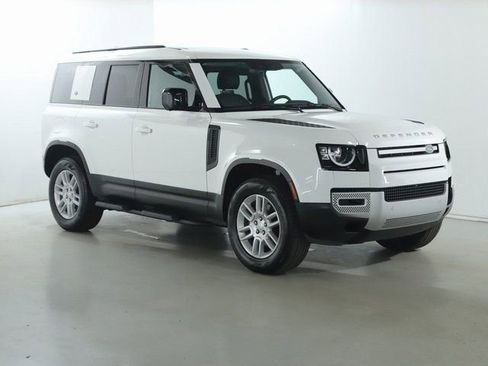 Certified 2023 Land Rover Defender 110 S AWD/4WD image 11