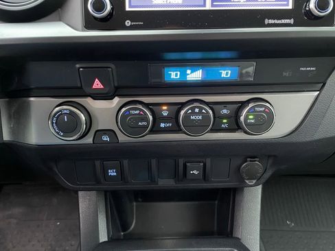 Used 2021 Toyota Tacoma SR image 21