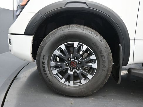 Used 2023 Nissan Titan PRO-4X w/ Pro-4x Convenience Package image 63