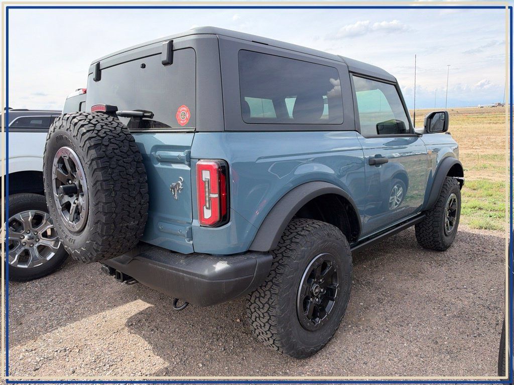 Used 2022 Ford Bronco Badlands AWD/4WD image 3