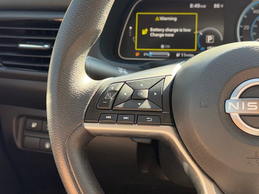 Used 2025 Nissan Leaf S FWD image 12