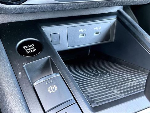 New 2026 Nissan Kicks SV image 18