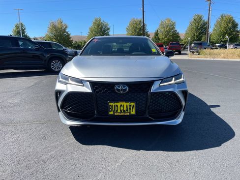 Used 2019 Toyota Avalon Touring w/ All Weather Liner Package FWD image 8