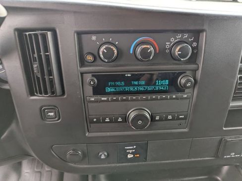 Used 2024 Chevrolet Express 2500 w/ Driver Convenience Package image 21