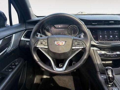 Used 2022 Cadillac XT6 Sport AWD/4WD image 12