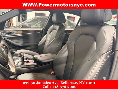Used 2020 BMW 530i xDrive w/ Convenience Package AWD/4WD image 13