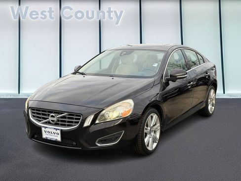 Used 2013 Volvo S60 T6 image 9