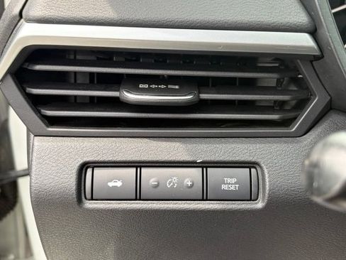 Used 2021 Nissan Altima 2.5 SR FWD image 25