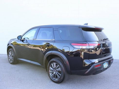 Used 2022 Nissan Pathfinder S AWD/4WD image 39