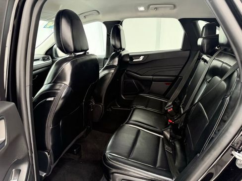 Certified 2024 Ford Escape Platinum image 14