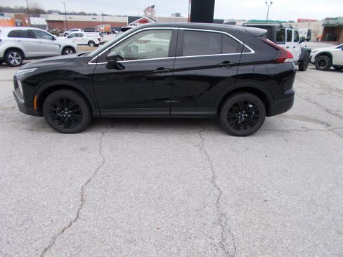 Used 2024 Mitsubishi Eclipse Cross LE image 8