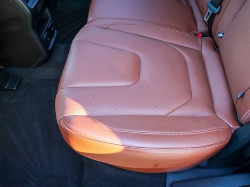 Used 2019 Ford Edge Titanium w/ Equipment Group 301A image 18