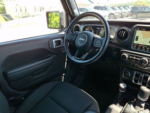 Used 2021 Jeep Wrangler Unlimited Sport w/ Sun And Sound Package AWD/4WD image 20