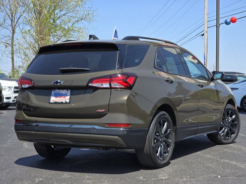 Used 2023 Chevrolet Equinox RS FWD image 15