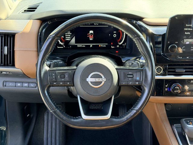 Used 2023 Nissan Pathfinder Platinum AWD/4WD image 19