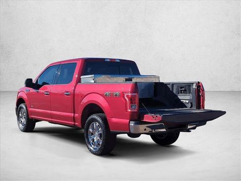 Used 2015 Ford F150 XLT w/ Equipment Group 302A Luxury image 9