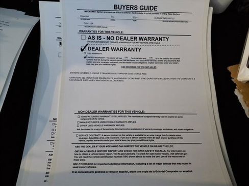 Used 2024 Chevrolet Trax RS w/ Sunroof Package image 35