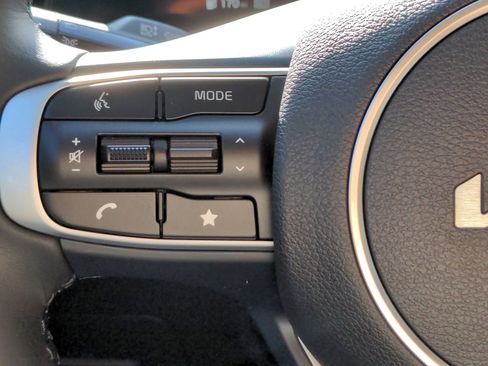 Used 2023 Kia Sportage SX image 25