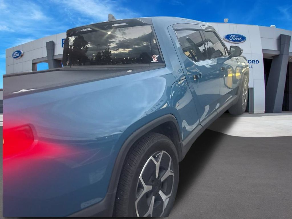 Used 2023 Rivian R1T Adventure Dual AWD/4WD image 8