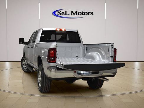 New 2026 RAM 2500 Tradesman AWD/4WD image 5