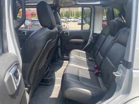Used 2024 Jeep Wrangler Unlimited Rubicon AWD/4WD image 10